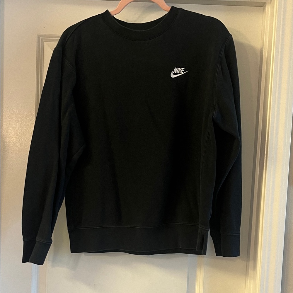 Nike Men's Crewneck Black Sweater
